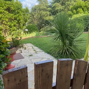 Domaine Des Tuilières Avec Jacuzzi Appartement